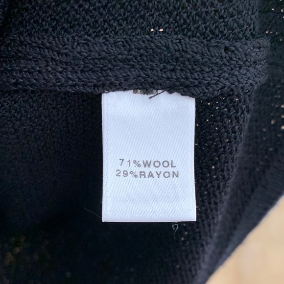 St. John Black Wool Blend Sleeveless Knit Top - Picture 4 of 5